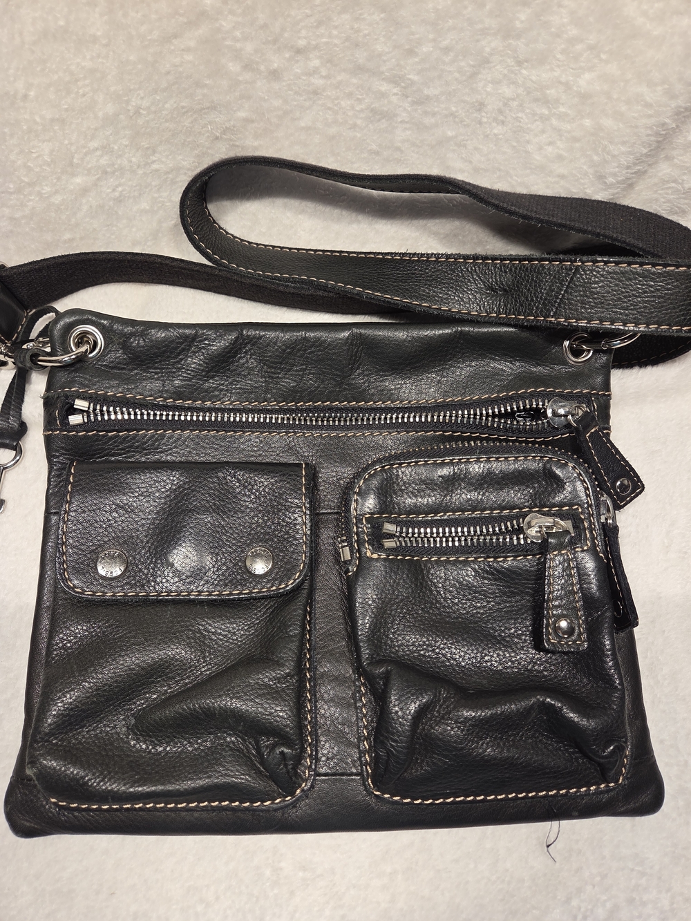 Fossil Sutton Black Leather Multi-Pocket Crossbody Bag